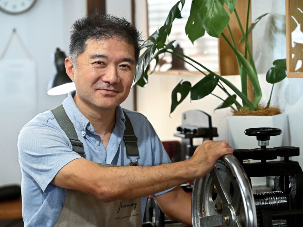 Asato, founder of Journey, creating bespoke jewellery in his Okinawa workshop