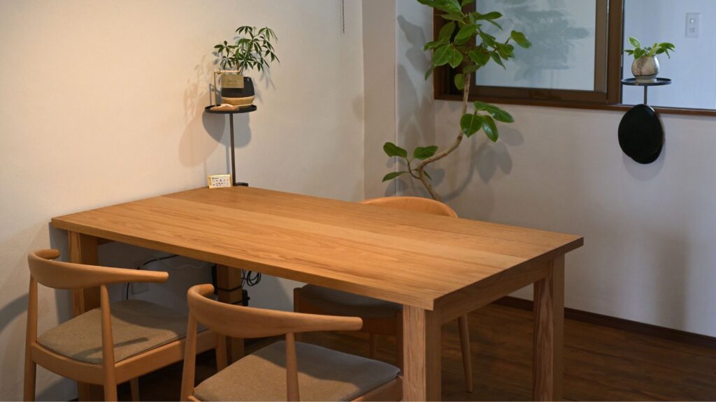 Consultation space at Journey in Okinawa for bespoke jewellery, wedding bands and custom design meetings